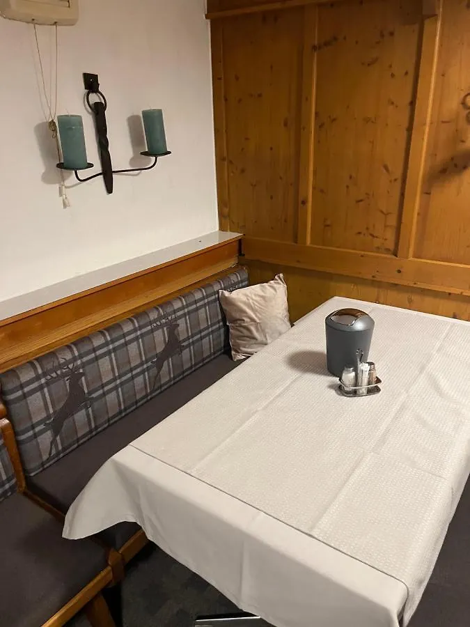 Affittacamere Pension Gruenwald Sölden Austria